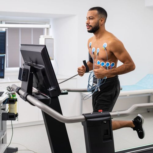 Biomecânica: fundamentos e aplicações para saúde e esporte